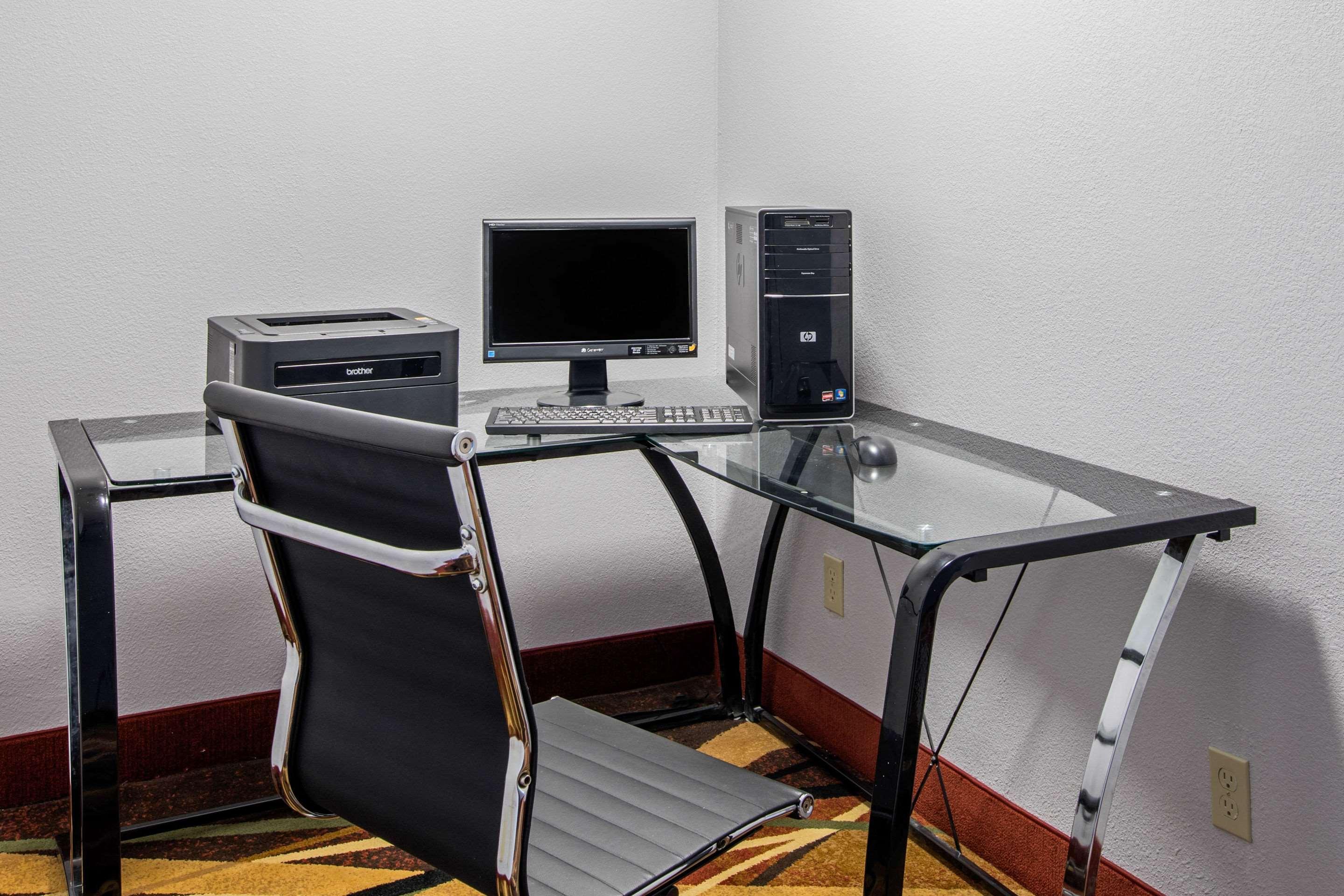 Quality Inn & Suites Albuquerque North Near Balloon Fiesta Park Dış mekan fotoğraf